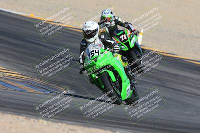 media/Nov-15-2024-CVMA Friday Practice (Fri) [[b142d29251]]/4-Group 4 and Trackday/Session 2 (Turn 10)/